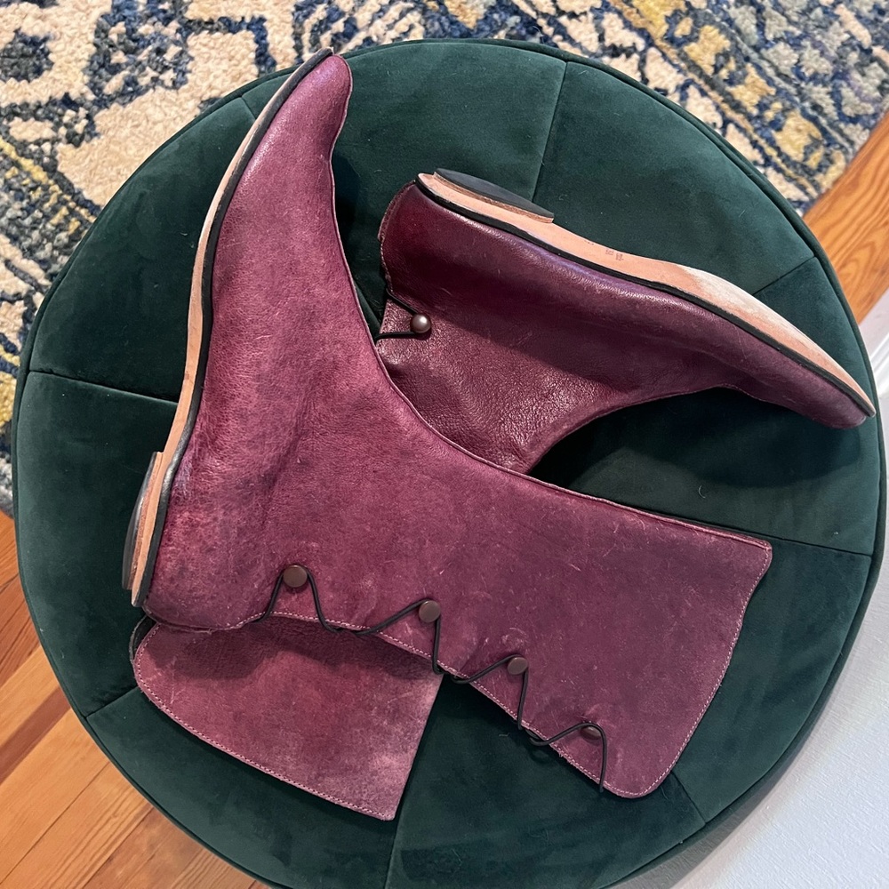 CYDWOQ Vintage Mahogany Boots with elastic closures 39